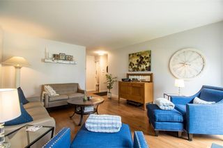 Photo 5: 131 Callum Crescent in Winnipeg: Residential for sale (3F)  : MLS®# 202211742