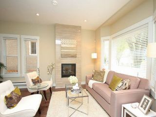 Photo 2: 620 PRIOR Street in Vancouver: Mount Pleasant VE 1/2 Duplex for sale (Vancouver East)  : MLS®# V1008195