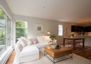 Main Photo: 204 2250 W 3RD Avenue in Vancouver: Kitsilano Condo for sale in "Henley Park" (Vancouver West)  : MLS®# R2710005