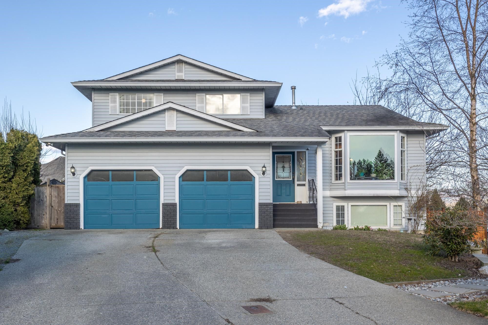 Main Photo: 33223 EASTVIEW Place in Abbotsford: Central Abbotsford House for sale : MLS®# R2662762