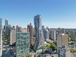 Photo 2: 402 1568 ALBERNI Street in Vancouver: West End VW Condo for sale in "ALBERNI BY KENGO KUMA" (Vancouver West)  : MLS®# R2870821