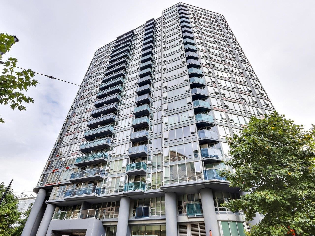 Main Photo: 511 788 HAMILTON Street in Vancouver: Downtown VW Condo for sale (Vancouver West)  : MLS®# R2608053