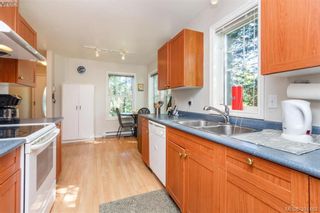 Photo 3: 9 2563 Millstream Rd in VICTORIA: La Mill Hill Row/Townhouse for sale (Langford)  : MLS®# 786813