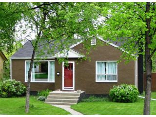 Main Photo: 887 KILDONAN Drive in WINNIPEG: East Kildonan Residential for sale (North East Winnipeg)  : MLS®# 1109989
