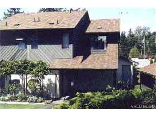 Main Photo: 1154 Kiwi Rd in VICTORIA: La Langford Lake Row/Townhouse for sale (Langford)  : MLS®# 156672