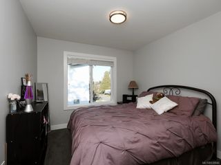 Photo 15: 948 Aral Rd in Esquimalt: Es Kinsmen Park House for sale : MLS®# 838946