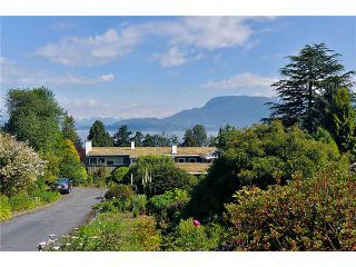 Photo 2: 5747 NEWTON WYND in Vancouver: University VW House for sale (Vancouver West)  : MLS®# V896524