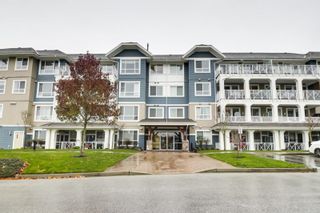 Photo 3: 112 16398 64 Avenue in Surrey: Cloverdale BC Condo for sale in "THE RIDGE AT BOSE FARMS" (Cloverdale)  : MLS®# R2864176