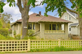 Photo 2: 2370 WINDSOR Rd in Oak Bay: OB South Oak Bay House for sale : MLS®# 901600