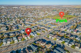 Photo 35: 827 Kenderdine Road in Saskatoon: Arbor Creek Residential for sale : MLS®# SK951906