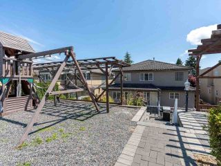 Photo 18: 2387 BONACCORD Drive in Vancouver: Fraserview VE House for sale (Vancouver East)  : MLS®# R2510745