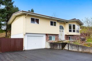 Photo 3: 2623 HILL-TOUT Street in Abbotsford: Abbotsford West House for sale : MLS®# R2883380