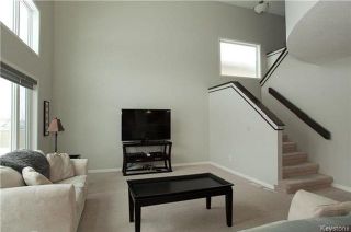 Photo 8: 90 Buckley Trow Bay in Winnipeg: River Park South Residential for sale (2F)  : MLS®# 1800955