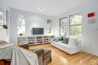 Photo 3: 2238 COLLINGWOOD Street in Vancouver: Kitsilano 1/2 Duplex for sale (Vancouver West)  : MLS®# R2208060