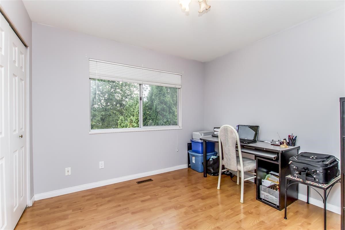 Photo 11: Photos: 284 TENBY Street in Coquitlam: Coquitlam West 1/2 Duplex for sale : MLS®# R2214023