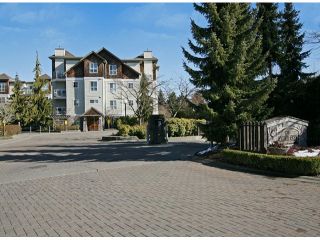 Photo 11: 313 10186 155TH Street in Surrey: Guildford Condo for sale in "SOMMERSET" (North Surrey)  : MLS®# F1405348