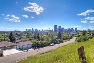 Photo 36: 915 Remington Road NE in Calgary: Renfrew Semi Detached (Half Duplex) for sale : MLS®# A1258901