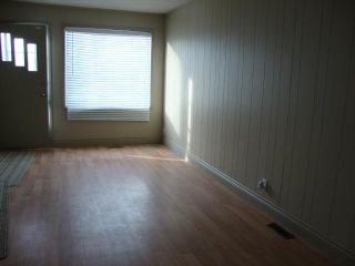 Photo 3: 733 INKSTER Boulevard in WINNIPEG: North End Residential for sale (North West Winnipeg)  : MLS®# 1223210
