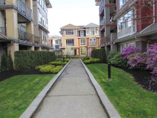 Photo 3: 304B 45595 TAMIHI Way in Sardis: Vedder S Watson-Promontory Condo for sale in "THE HARTFORD" : MLS®# R2256201