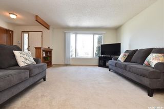Photo 3: 90 Kowalchuk Crescent in Regina: Uplands Residential for sale : MLS®# SK723648