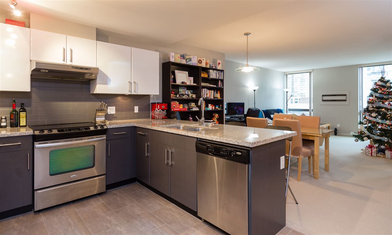 Main Photo: 906 14 BEGBIE STREET in New Westminster: Quay Condo for sale : MLS®# R2021399