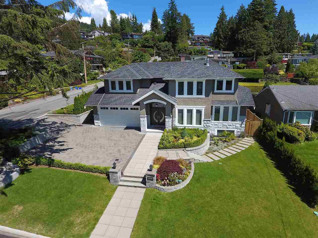 Main Photo: 3796 NORWOOD Avenue in North Vancouver: Upper Lonsdale House for sale : MLS®# R2083548