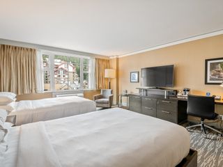 Photo 3: 610/612 4050 WHISTLER Way in Whistler: Whistler Village Condo for sale in "The Hilton" : MLS®# R2849127