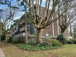 Main Photo: 24 2431 KELLY Avenue in Port Coquitlam: Central Pt Coquitlam Condo for sale : MLS®# R2545236