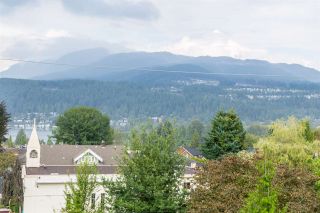 Photo 3: 220 MOODY Street in Port Moody: Port Moody Centre House for sale : MLS®# R2404679
