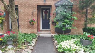 Photo 1: 77 28 Livingston Road in Toronto: Guildwood Condo for lease (Toronto E08)  : MLS®# E5687004
