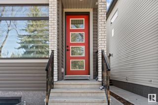 Photo 2: 10531 67 Avenue in Edmonton: Zone 15 House for sale : MLS®# E4380476