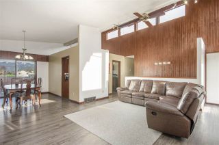 Photo 5: 46201 GREENWOOD Drive in Chilliwack: Sardis East Vedder Rd House for sale in "SARDIS PARK" (Sardis)  : MLS®# R2439338