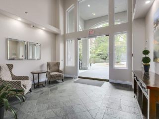 Photo 2: 303 3280 PLATEAU BOULEVARD in Coquitlam: Westwood Plateau Condo for sale : MLS®# R2275918