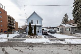 Photo 1: 458 Albert Street in Oshawa: Central House (2-Storey) for sale : MLS®# E8195512