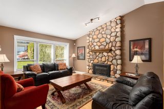 Photo 5: 2786 CULTUS Court in Coquitlam: Coquitlam East House for sale : MLS®# R2871762