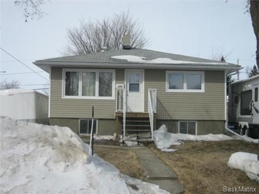 Main Photo: 1174 ELLIOTT Street in Regina: Eastview Single Family Dwelling for sale (Regina Area 03)  : MLS®# 458949