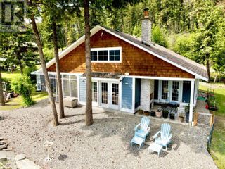 Photo 1: 34-2900 RAWSON ROAD in Adams Lake: House for sale : MLS®# 173034