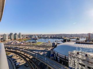 Photo 2: 2305 689 ABBOTT Street in Vancouver: Downtown VW Condo for sale (Vancouver West)  : MLS®# R2014784
