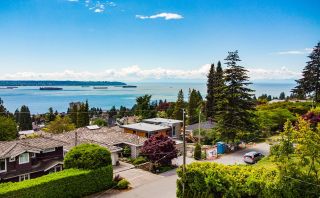 Photo 6: 2205 PALMERSTON Avenue in West Vancouver: Queens House for sale : MLS®# R2709728