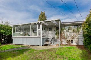 Photo 2: 2134 W 53RD Avenue in Vancouver: S.W. Marine House for sale (Vancouver West)  : MLS®# R2853823