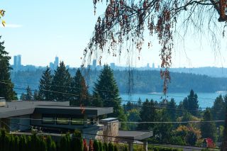 Photo 7: 1985 QUEENS Avenue in West Vancouver: Queens House for sale : MLS®# R2819757