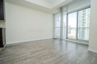 Photo 4: 2104 225 Webb Drive in Mississauga: City Centre Condo for lease : MLS®# W8262986