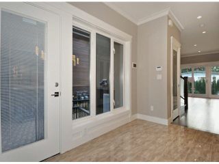 Photo 11: A 234 E 18TH Street in North Vancouver: Central Lonsdale 1/2 Duplex for sale : MLS®# V1069556