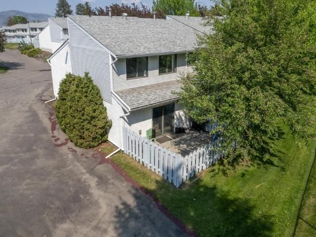 Main Photo: 346 1780 SPRINGVIEW PLACE in Kamloops: Sahali Townhouse for sale : MLS®# 172838