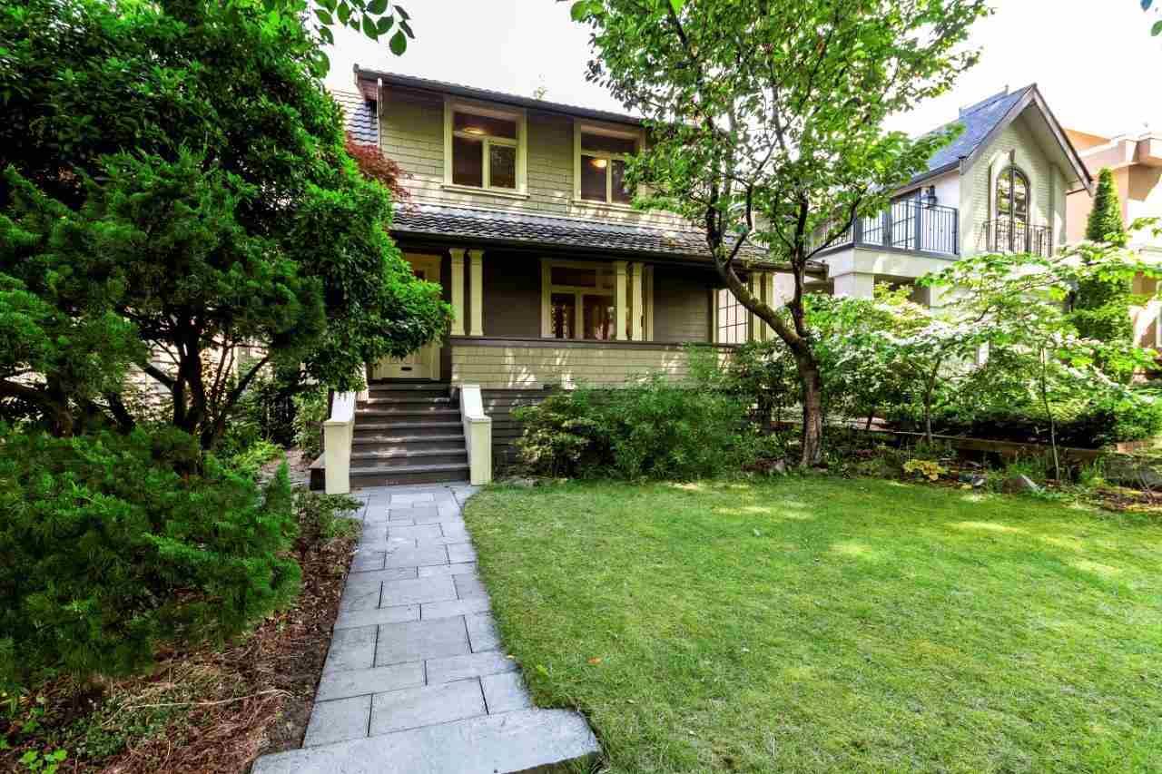 Main Photo: 737 W 26 Avenue in Vancouver: Cambie House for sale (Vancouver West)  : MLS®# R2364784