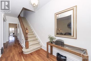 Photo 5: 650 GILMOUR STREET in Ottawa: House for sale : MLS®# 1391202