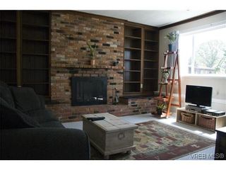 Photo 17: 970 Annie St in VICTORIA: SE Quadra Half Duplex for sale (Saanich East)  : MLS®# 606307