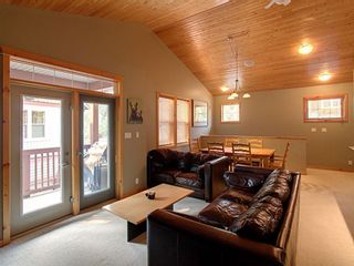 Photo 2: 1004 70 Dyrgas Gate: Canmore Row/Townhouse for sale : MLS®# A1148309