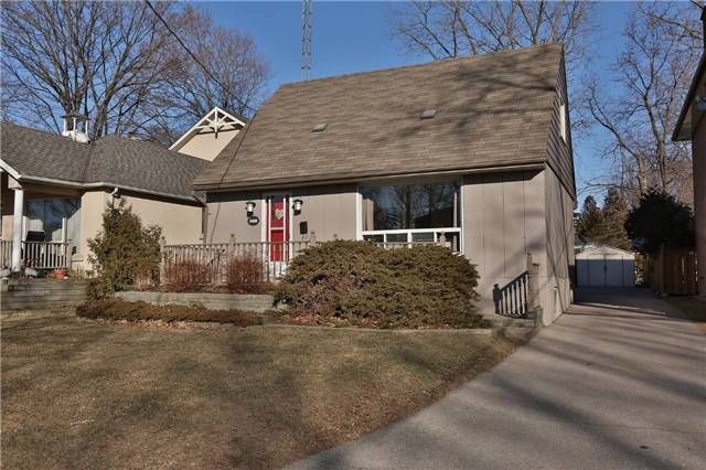 Main Photo: 568 Horner Avenue in Toronto: Alderwood House (1 1/2 Storey) for sale (Toronto W06)  : MLS®# W3422459