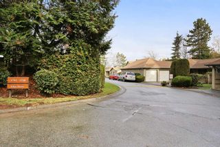 Photo 12: 1704 LILAC Drive in Surrey: King George Corridor Townhouse for sale in "Alderwood" (South Surrey White Rock)  : MLS®# R2402218